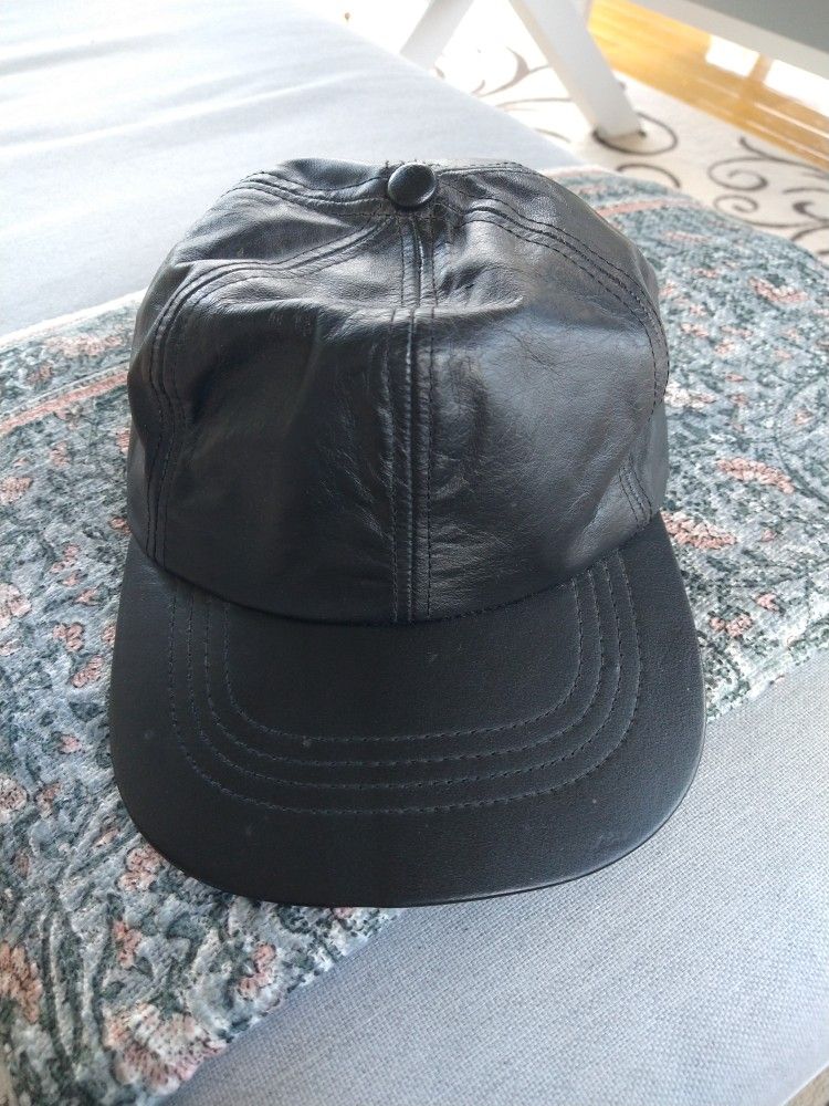 Black Baseball Cap
