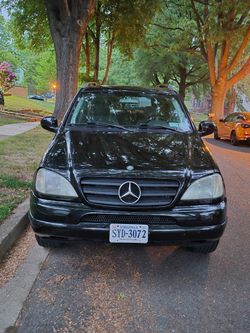2000 Mercedes-Benz M-Class