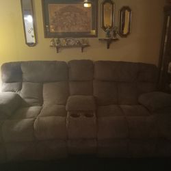 Oversized Sofa Elec. Reclining Both Sides 