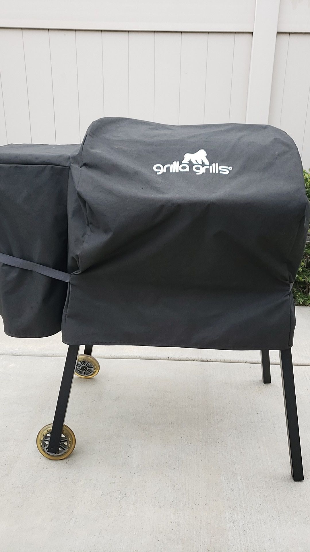 GRILLA GRILLS CHIMP PELLET GRILL for Sale in Hemet, CA OfferUp