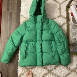 Levi’s Women’s Quilted Green Puffer Jacket