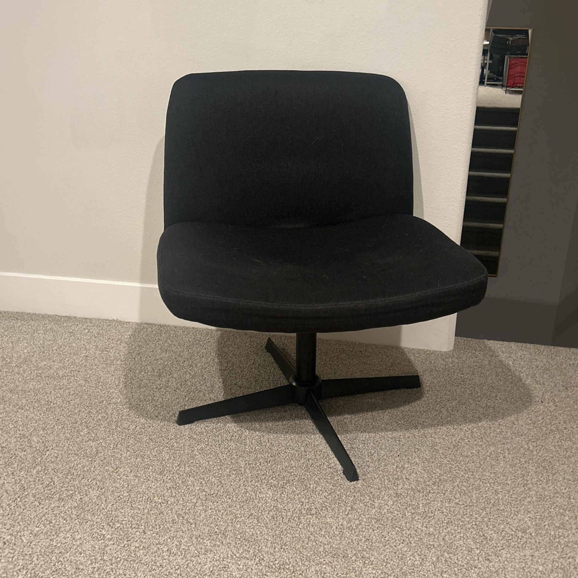 Wide Desk Chair