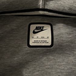 Nike tech