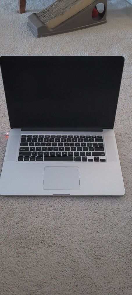 Macbook Pro 15in , 2015, Excellent,  Battery Good/normal