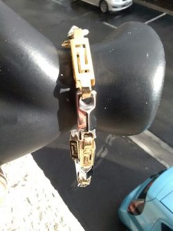 Stainless steel bracelet