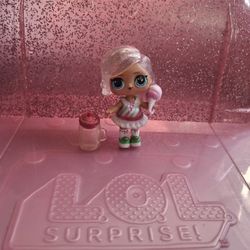 LOL SURPRISE GLITTER GLOBE WINTER DISCO 