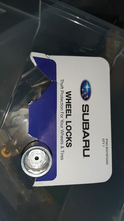 Subaru wheel lock socket