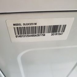 LG Washer and dryerin