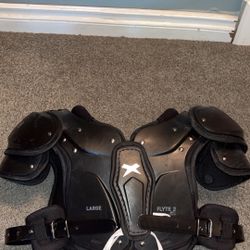 Xenith Flyte 2 Football Shoulder Pads