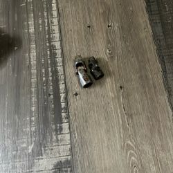 Snap-on swivels