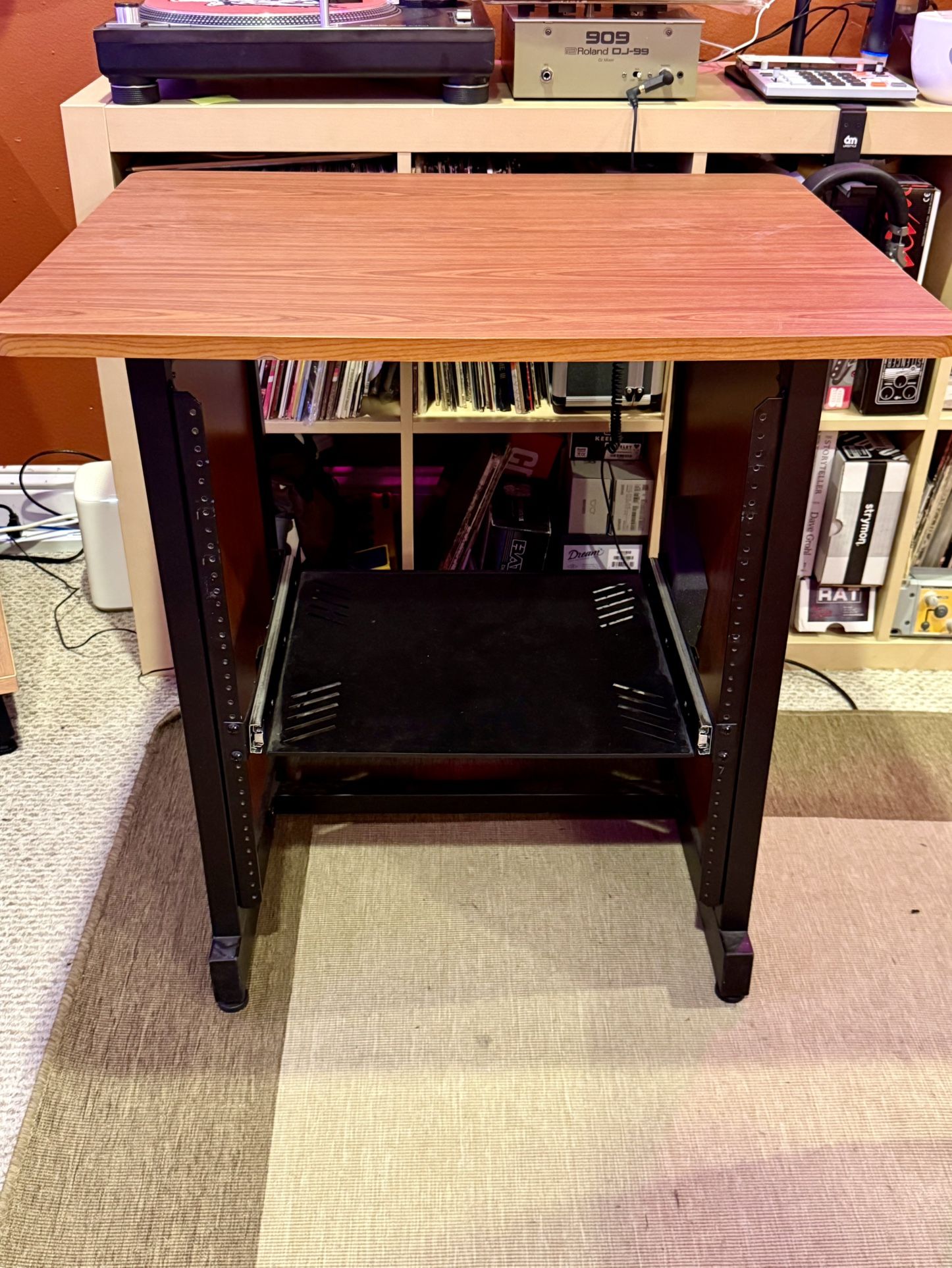 On-Stage WSR7500 Rack Cabinet - Rosewood with sliding rack
