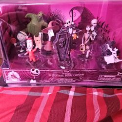 The Nightmare Before Christmas Deluxe Figurine Set