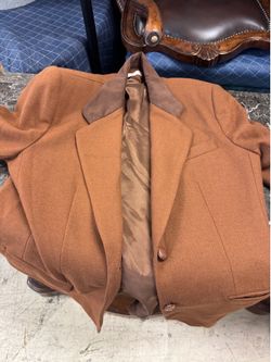 DEAL OF THE YEAR - ALL NAME BRAND CLOTHES.   Only $.50. EACH