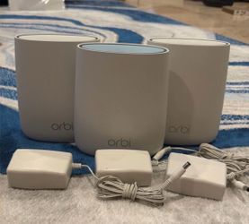 NETGEAR Orbi Router RBR20 and 2 RBS20 Satellites - Factory Reset