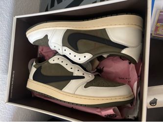 Travis Scott 1s Medium Olive 12.5