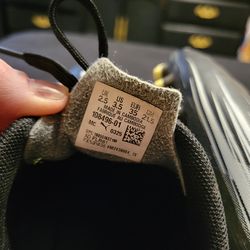 puma soccer cleats 3.5