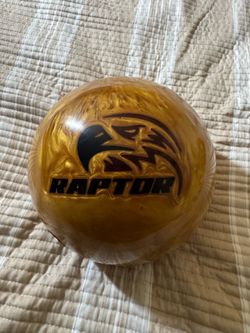 Motiv Raptor Rush Bowling Ball