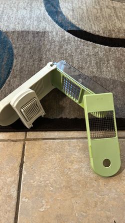 Vegetable Chopper Dicer with Interchangeable Blades