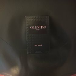 Valentino UOMO (read Description)