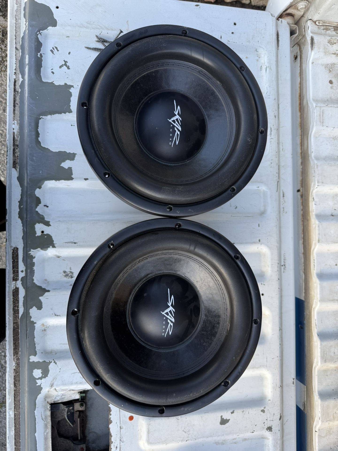 Bajos Skar Audio