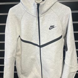 light grey nike tech hoodie 