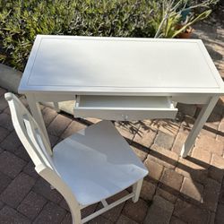 White Wooden Desk With Chair And Drawer 