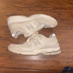 New balance 2002R 10.5