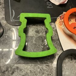 3 vintage Halloween cookie cutters
