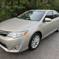 2014 TOYOTA CAMRY XLE *ONLY 100K MILES* FINANCING*BUY HERE PAY HERE*FL  *ONLY 100,000 MILES  *TWO OWNER  CLEAN FLORIDA TITLE  CLEAN CARFAX  BANK FINAN