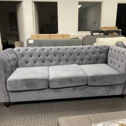 Grey Sofa 🛋