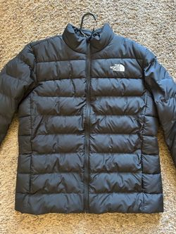 The North Face Puffer Jacket Size Large Brand New