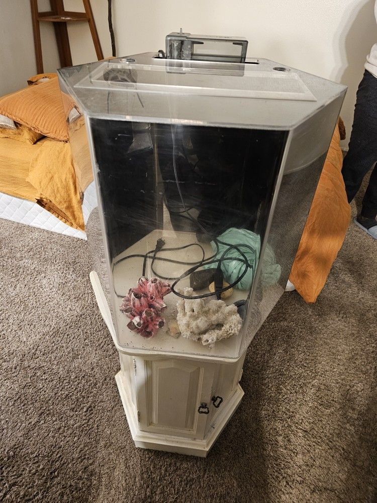 30 Gallon Aquarium With Stand, Filter, Some Decorations, fluval 207 canister filter