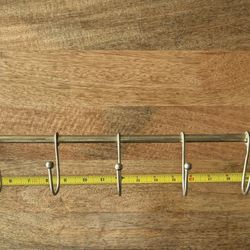 Clothes Hanger 