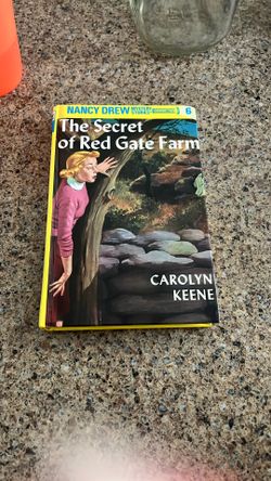 Nancy Drew ,The Secret Of Red Gate Farm By Carolyn Keene