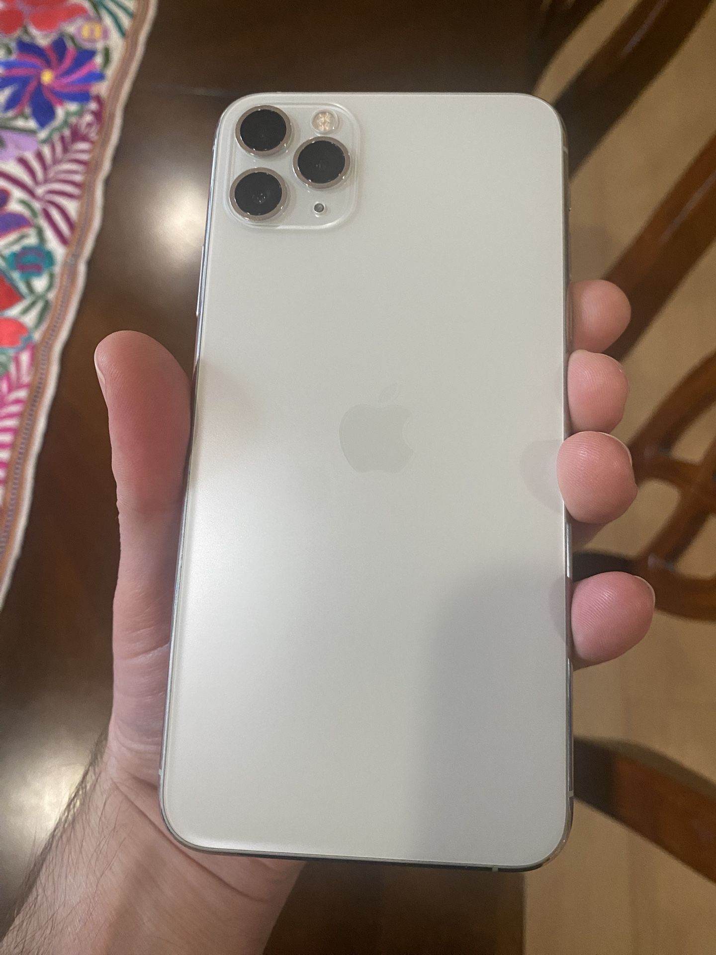 iPhone 11 Pro Max (White) - 256gb (AT&T/Cricket)