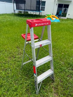 Louisville Aluminum Step Ladder