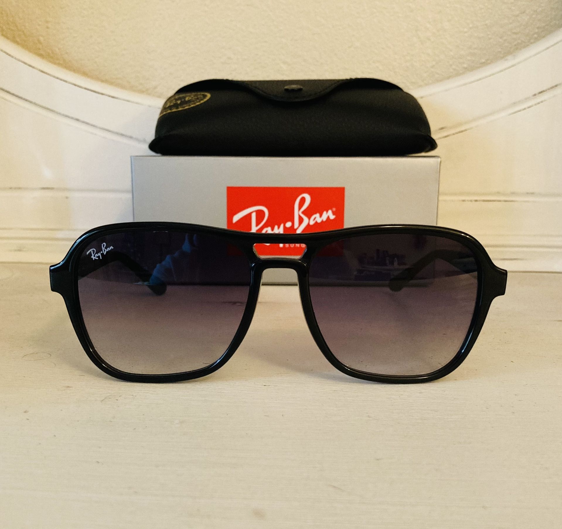 New RayBan Bill Sunglasses With Original Rayban Packaging 