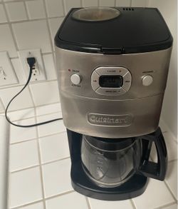 Coffee Maker - Cuisinart DGB-400 Grind & Brew