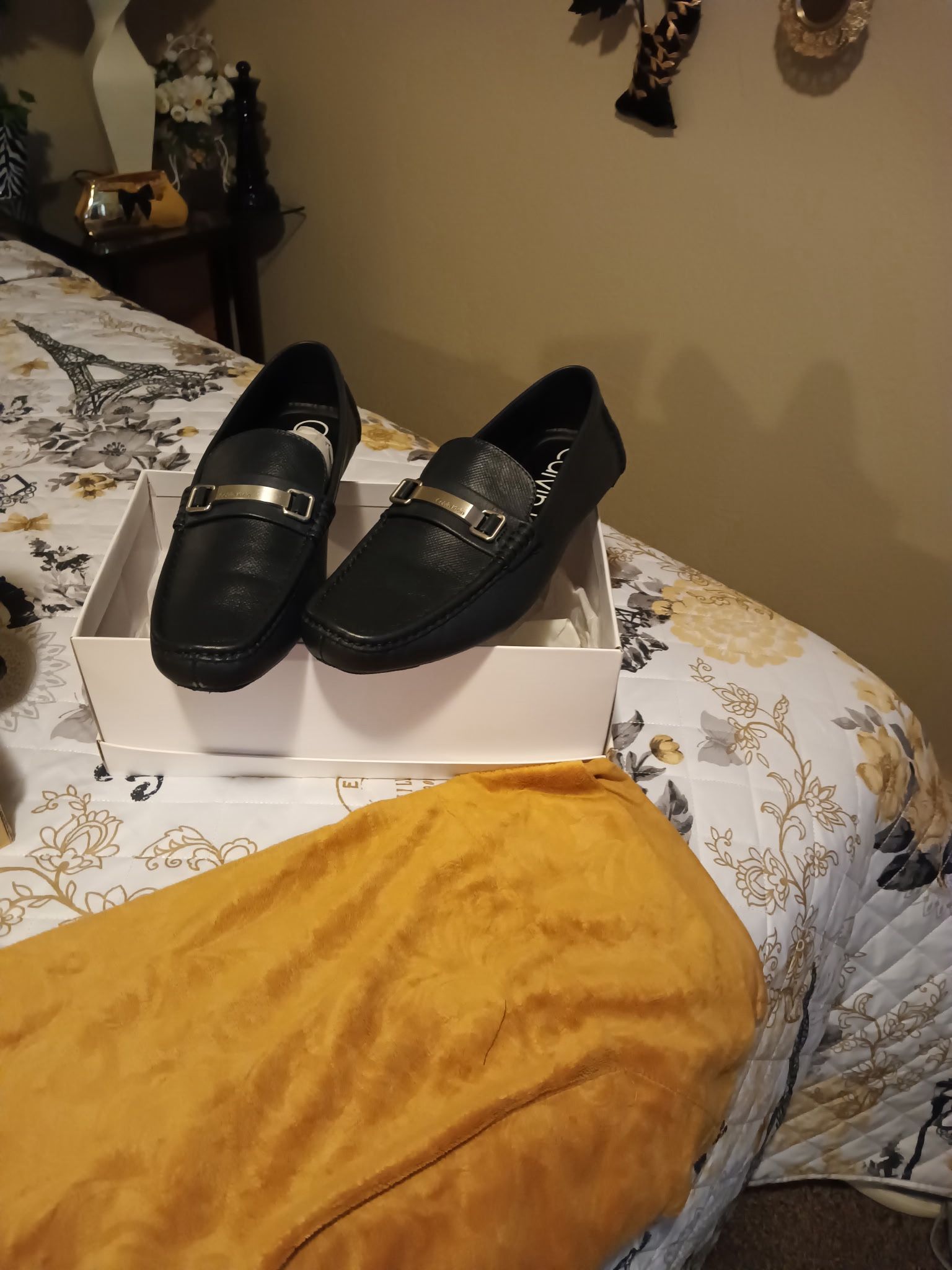 Shoes For 15$ Each. Look In Description