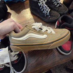 Youth Vans 