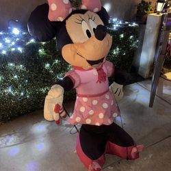 Christmas Minnie Mouse 