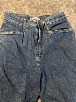 Vintage black Gloria Vanderbilt ladies jeans size 12