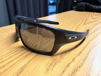 NEW Oakley Turbine Sunglasses