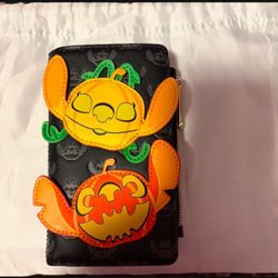 Loungefly Stitch Halloween Pumpkin Wallet Glow In The Dark