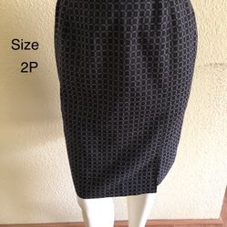 Larry Levine Suits Women’s Pencil Skirt Lined Front Split Checkered Size 2P