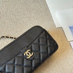 Classic women's chain bag