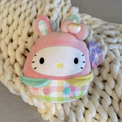Hello Kitty Squishmallow