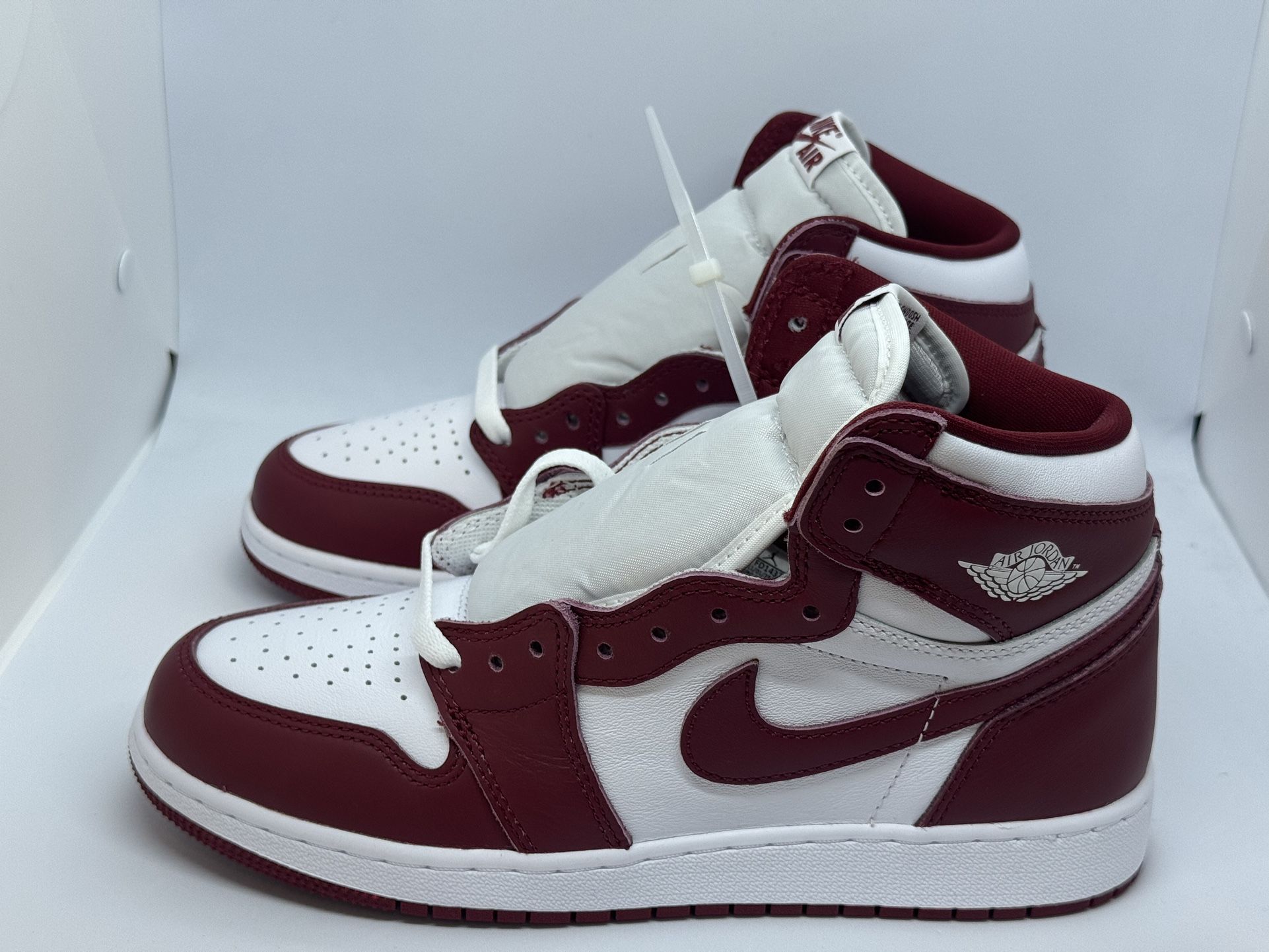 Air Jordan 1 Retro High OG Artisanal Red GS 7Y