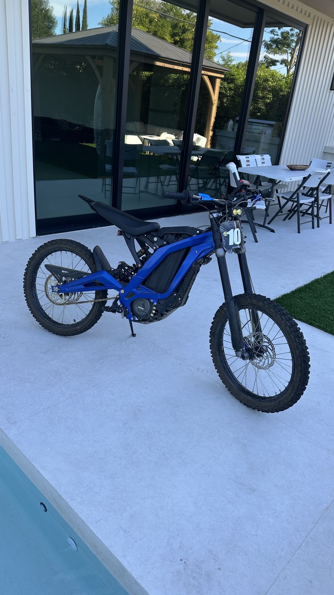 Surron Lbx 2024 (700 Miles) LOOK AT DESCRIPTION