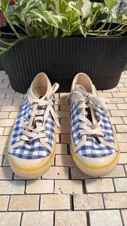 Simple sneakers blue and white with yellow side trim